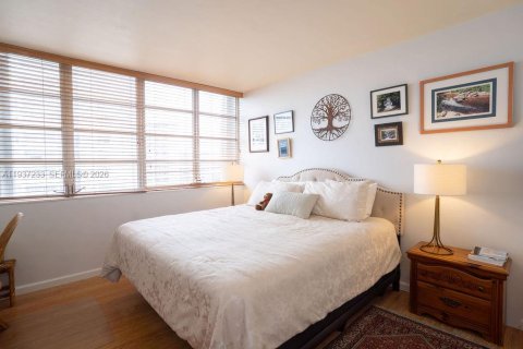 Copropriété à vendre à Miami, Floride: 1 chambre, 73.11 m2 № 1996656 - photo 9
