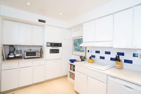 Copropriété à vendre à Miami, Floride: 1 chambre, 73.11 m2 № 1996656 - photo 8