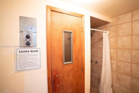 Copropriété à vendre à Miami, Floride: 1 chambre, 73.11 m2 № 1996656 - photo 28