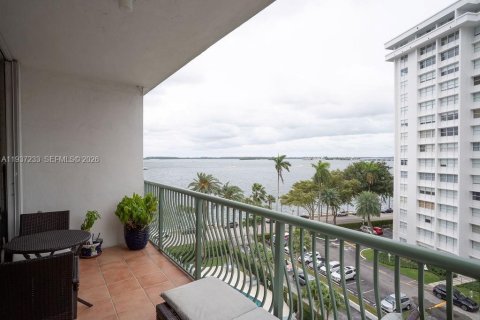Copropriété à vendre à Miami, Floride: 1 chambre, 73.11 m2 № 1996656 - photo 13