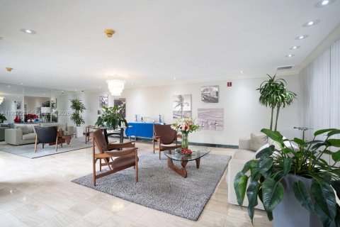 Copropriété à vendre à Miami, Floride: 1 chambre, 73.11 m2 № 1996656 - photo 18