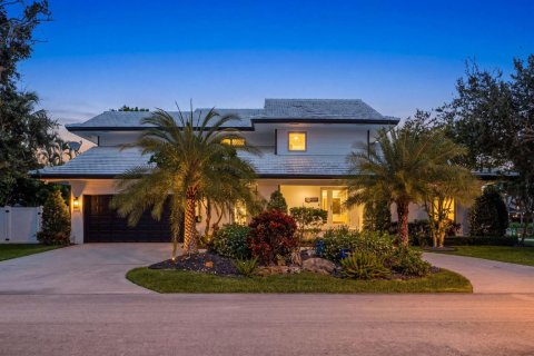 Villa ou maison à Lighthouse Point, Floride 4 chambres, 305.28 m2 № 2340885