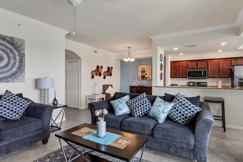 Condo in Bradenton, Florida, 2 bedrooms in LAKEWOOD NATIONAL  № 1296907 - photo 8