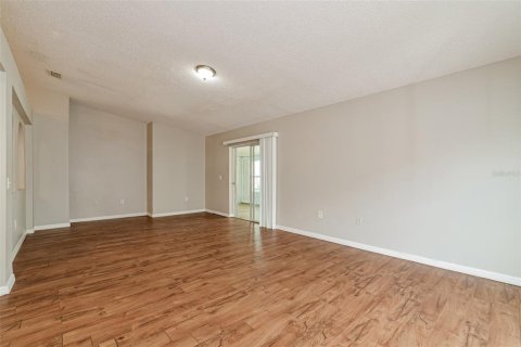 Casa en venta en Haines City, Florida, 3 dormitorios, 174.1 m2 № 2236882 - foto 5