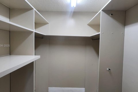 Condo in Homestead, Florida, 2 bedrooms № 1958300 - photo 5