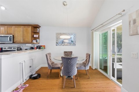 Villa ou maison à vendre à Tampa, Floride: 4 chambres № 1968101 - photo 22