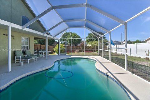 Villa ou maison à vendre à Tampa, Floride: 4 chambres № 1968101 - photo 19