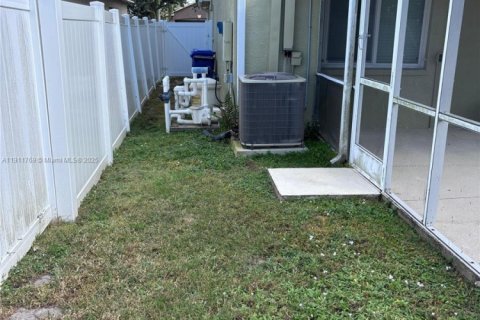 Villa ou maison à vendre à Tampa, Floride: 4 chambres № 1968101 - photo 20