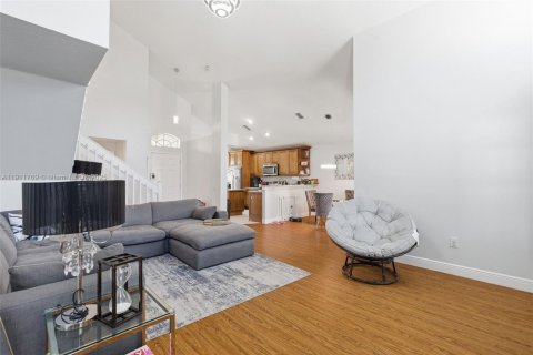 Villa ou maison à vendre à Tampa, Floride: 4 chambres № 1968101 - photo 26