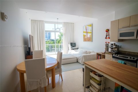 Copropriété à vendre à Miami Beach, Floride: 1 chambre, 89.74 m2 № 2407828 - photo 3