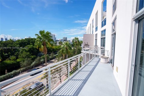 Copropriété à vendre à Miami Beach, Floride: 1 chambre, 89.74 m2 № 2407828 - photo 8