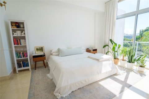 Copropriété à vendre à Miami Beach, Floride: 1 chambre, 89.74 m2 № 2407828 - photo 12