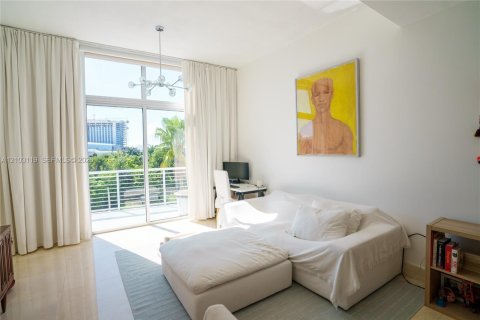 Copropriété à vendre à Miami Beach, Floride: 1 chambre, 89.74 m2 № 2407828 - photo 5