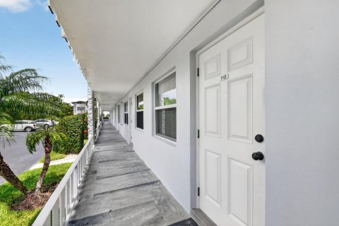Condo in Ocean Ridge, Florida, 1 bedroom  № 2153626 - photo 5