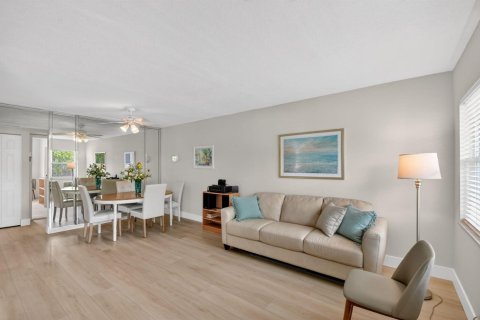 Condo in Ocean Ridge, Florida, 1 bedroom  № 2153626 - photo 7