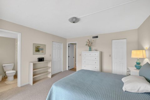 Condo in Ocean Ridge, Florida, 1 bedroom  № 2153626 - photo 27