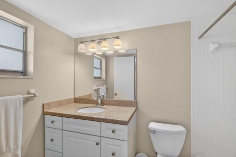 Condo in Ocean Ridge, Florida, 1 bedroom  № 2153626 - photo 29