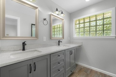 Casa en venta en Lake Wales, Florida, 3 dormitorios, 162.67 m2 № 2103488 - foto 19