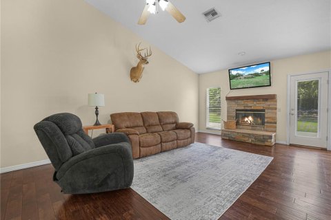 Casa en venta en Lake Wales, Florida, 3 dormitorios, 162.67 m2 № 2103488 - foto 3