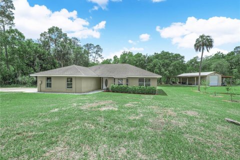 Casa en Lake Wales, Florida 3 dormitorios, 162.67 m2 № 2103488