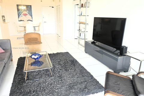 Copropriété à louer à Miami Beach, Floride: 2 chambres, 95.69 m2 № 1924338 - photo 4