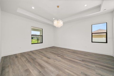 House in Sebring, Florida 4 bedrooms, 197.32 sq.m. № 1909755 - photo 21