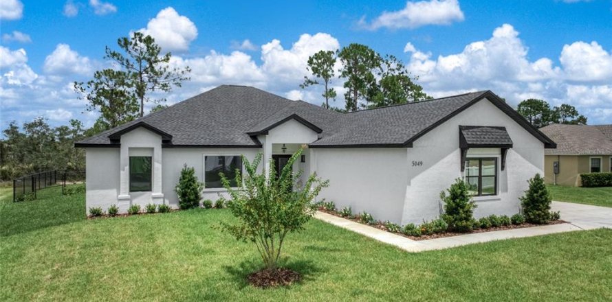 House in Sebring, Florida 4 bedrooms, 197.32 sq.m. № 1909755