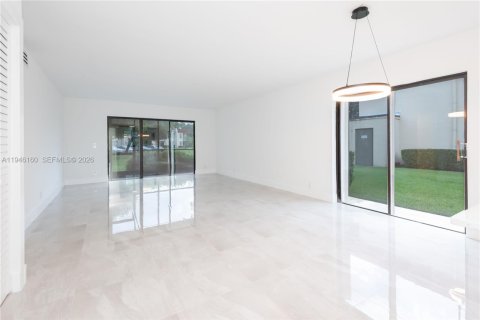 Condominio en venta en Weston, Florida, 2 dormitorios, 113.34 m2 № 2002556 - foto 30