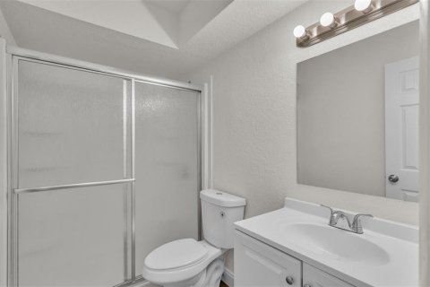 House in Winter Haven, Florida 3 bedrooms, 125.42 sq.m. № 1832873 - photo 12