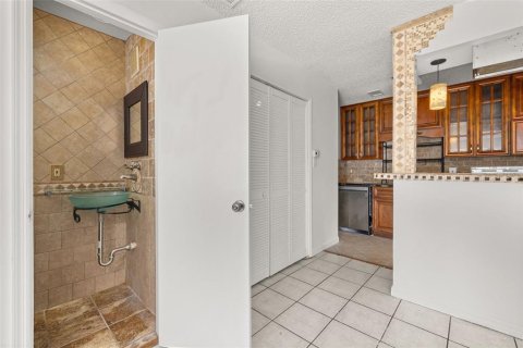 Adosado en venta en Altamonte Springs, Florida, 3 dormitorios, 107.67 m2 № 1657058 - foto 16