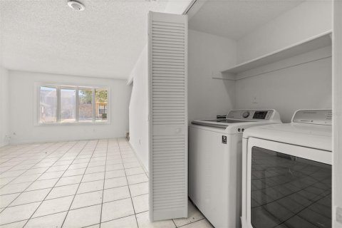 Adosado en venta en Altamonte Springs, Florida, 3 dormitorios, 107.67 m2 № 1657058 - foto 15