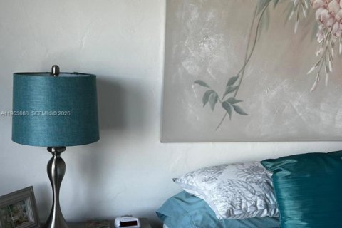 Condominio en venta en Deerfield Beach, Florida, 2 dormitorios, 92.25 m2 № 2008046 - foto 12