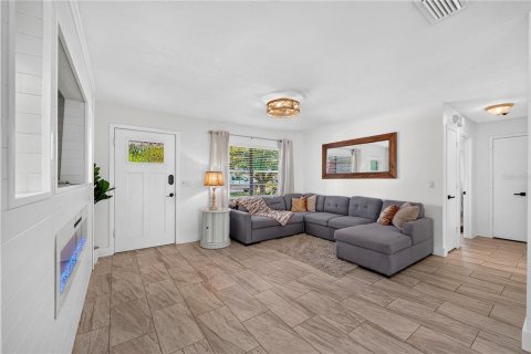 Villa ou maison à vendre à Deltona, Floride: 2 chambres, 95.13 m2 № 2151538 - photo 13