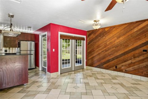 House in Gainesville, Florida 2 bedrooms, 124.21 sq.m. № 2215636 - photo 11
