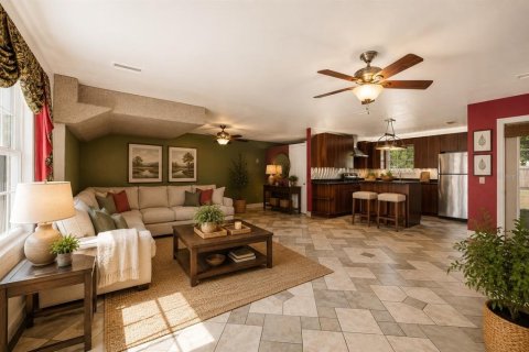 House in Gainesville, Florida 2 bedrooms, 124.21 sq.m. № 2215636 - photo 4