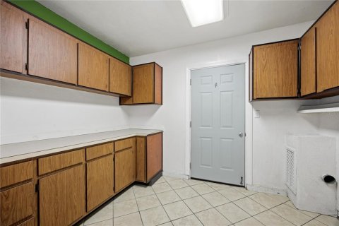 House in Gainesville, Florida 2 bedrooms, 124.21 sq.m. № 2215636 - photo 25