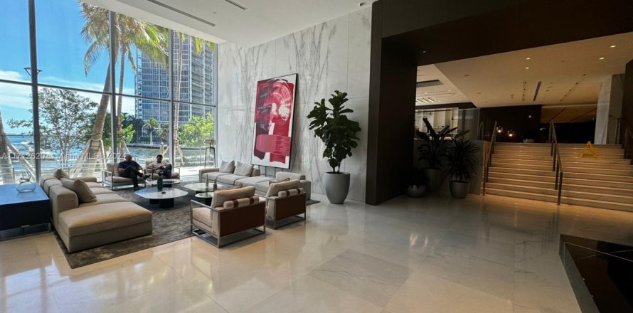 Condominio en Miami, Florida, 1 dormitorio № 1860275
