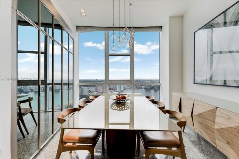 Купить кондоминиум в Санни-Айлс-Бич, Флорида 6 спален, 532.05м2, № 2043990 - фото 22