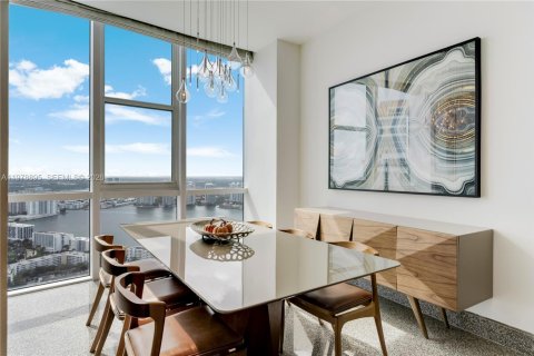 Купить кондоминиум в Санни-Айлс-Бич, Флорида 6 спален, 532.05м2, № 2043990 - фото 21