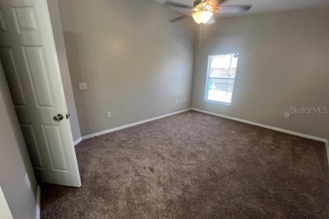 House in Wesley Chapel, Florida 3 bedrooms, 131.18 sq.m. № 2216352 - photo 12