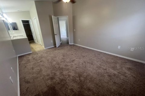 House in Wesley Chapel, Florida 3 bedrooms, 131.18 sq.m. № 2216352 - photo 11