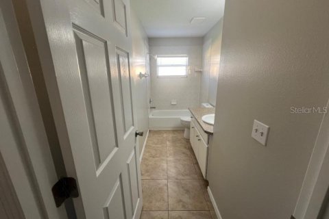 House in Wesley Chapel, Florida 3 bedrooms, 131.18 sq.m. № 2216352 - photo 18