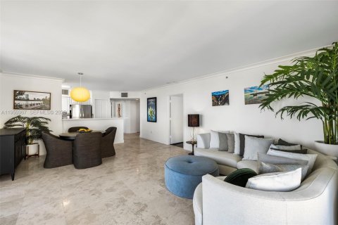 Copropriété à vendre à Miami Beach, Floride: 2 chambres, 104.98 m2 № 2153116 - photo 8