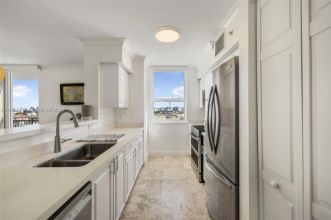Copropriété à vendre à Miami Beach, Floride: 2 chambres, 104.98 m2 № 2153116 - photo 5