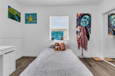 Villa ou maison à louer à Hollywood, Floride: 3 chambres, 115.85 m2 № 2076388 - photo 24