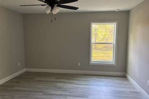 House in Citrus Springs, Florida 3 bedrooms, 130.53 sq.m. № 1856691 - photo 17