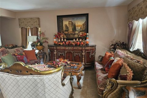 Casa en venta en Kissimmee, Florida, 4 dormitorios, 264.49 m2 № 1879770 - foto 15