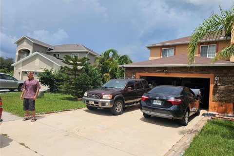 Casa en venta en Kissimmee, Florida, 4 dormitorios, 264.49 m2 № 1879770 - foto 13