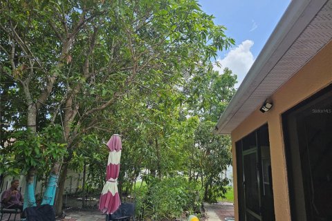 Casa en venta en Kissimmee, Florida, 4 dormitorios, 264.49 m2 № 1879770 - foto 28