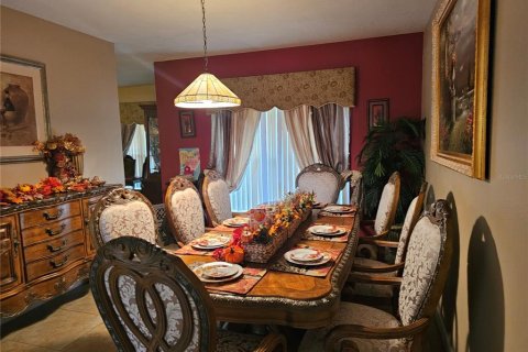 Casa en venta en Kissimmee, Florida, 4 dormitorios, 264.49 m2 № 1879770 - foto 16